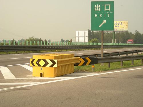 佛山禅城区导向防撞垫